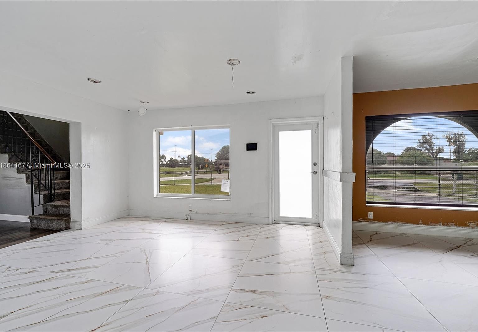 20401 NW 22nd Ave Miami Gardens, FL 33056 - Thumbnail 3