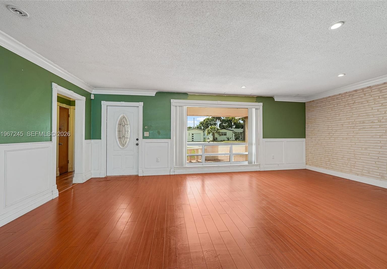 7637 Biltmore Blvd Hollywood, FL 33023 - Thumbnail 3