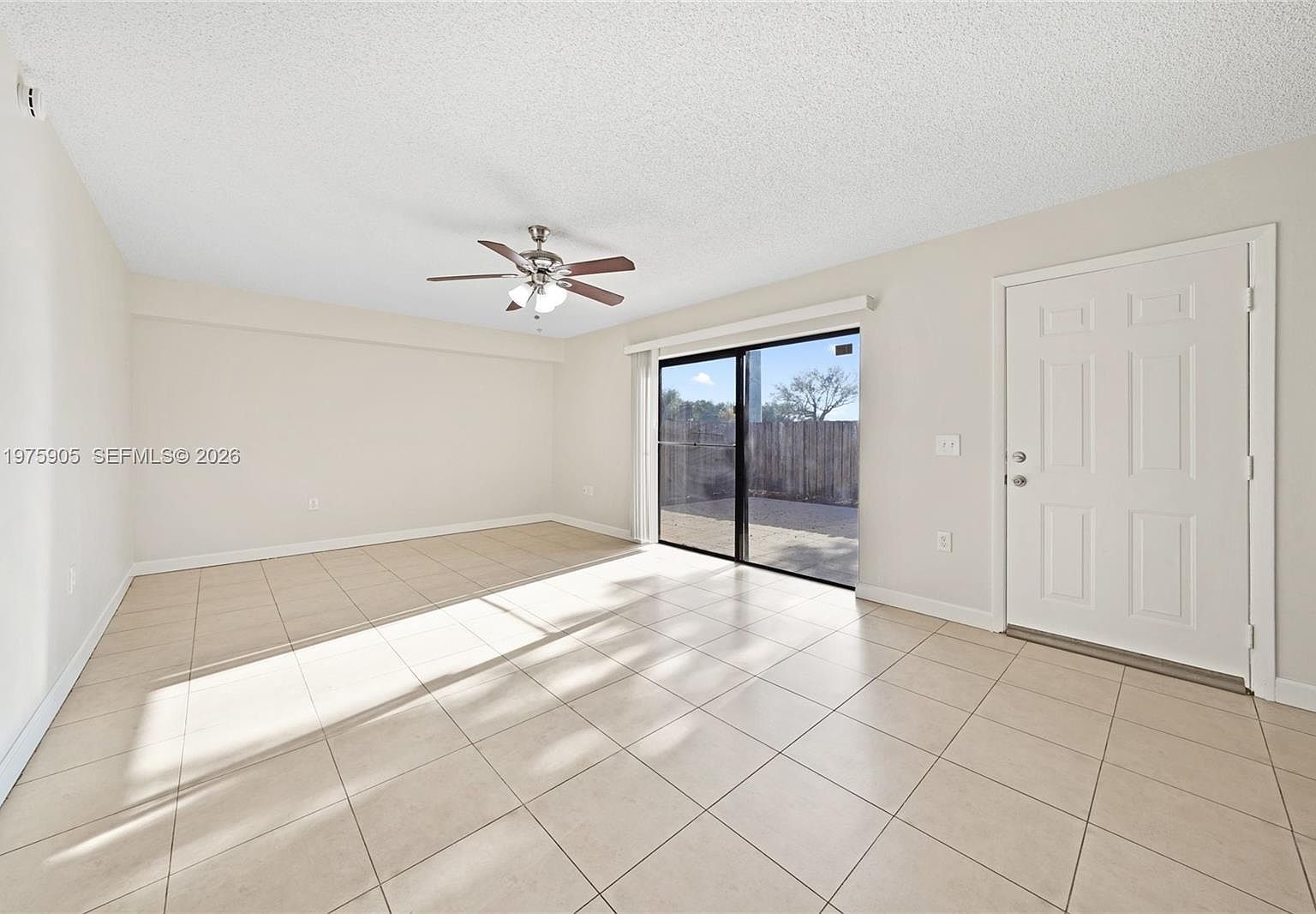 2206 22nd Way West Palm Beach, FL 33407 - Thumbnail 3