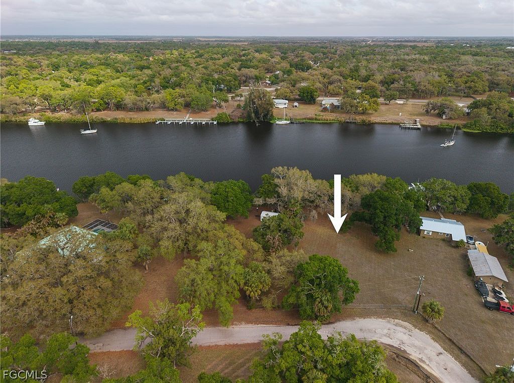 230 Riviera Vista Blvd Labelle, FL 33935 - Thumbnail 3