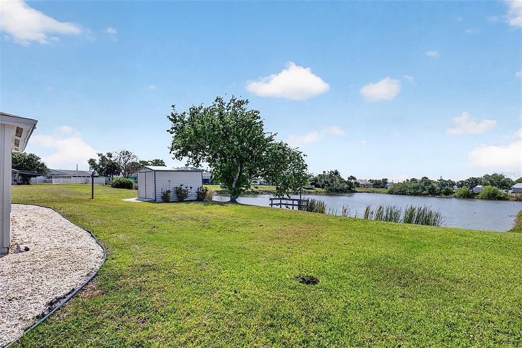 1255 Lincoln Dr Englewood, FL 34224 - Thumbnail 3