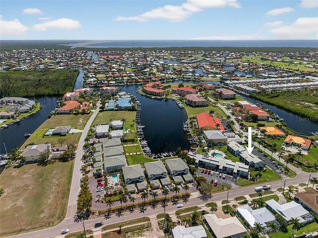 1461 Aqui Esta Dr Unit B-3 Punta Gorda, FL 33950 - Thumbnail 3