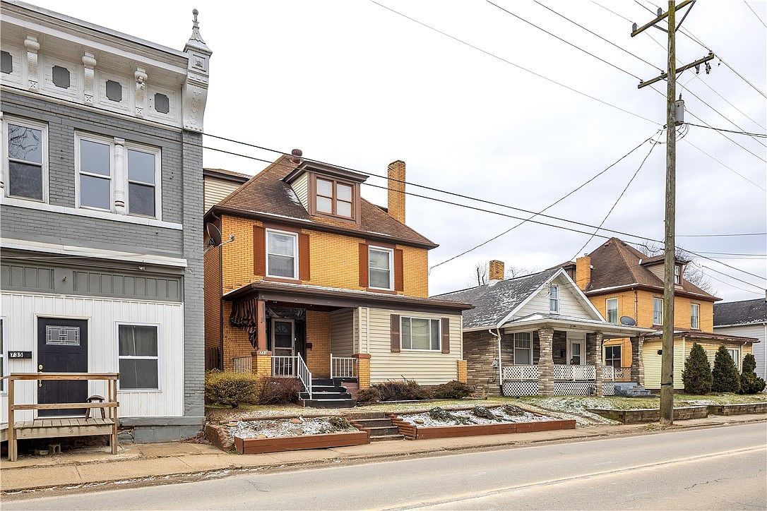 733 N Warren Ave Apollo, PA 15613 - Thumbnail 3