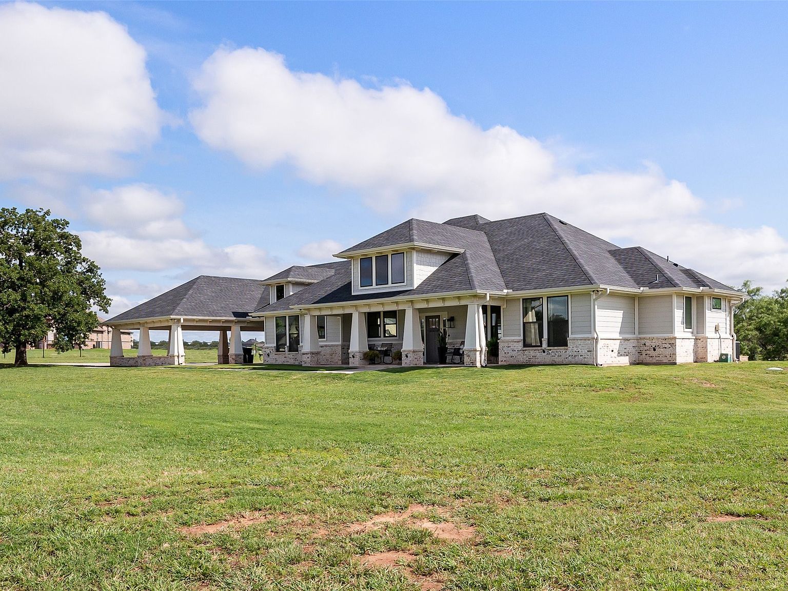 100 Tall Grass Ct Weatherford, TX 76087 - Thumbnail 3