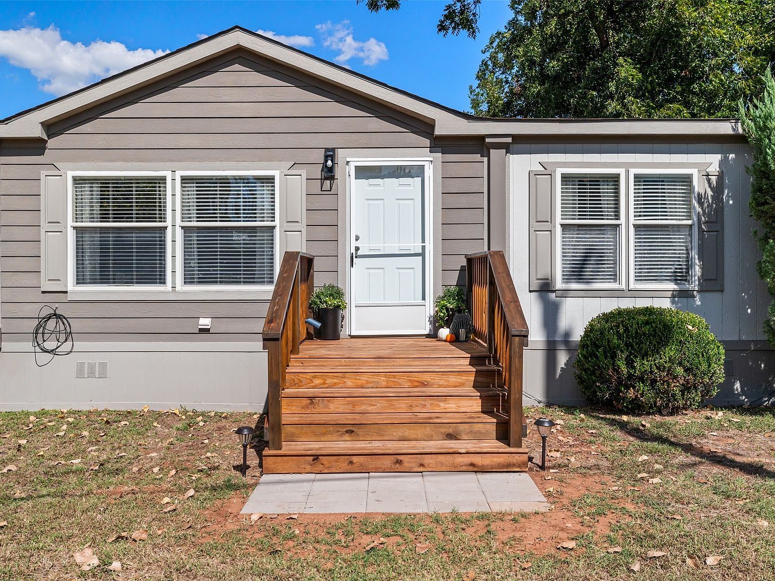 3401 Samoan Ct Granbury, TX 76048 - Thumbnail 3