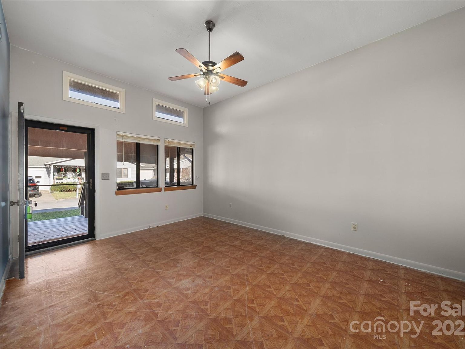 94 Market St Maggie Valley, NC 28751 - Thumbnail 3