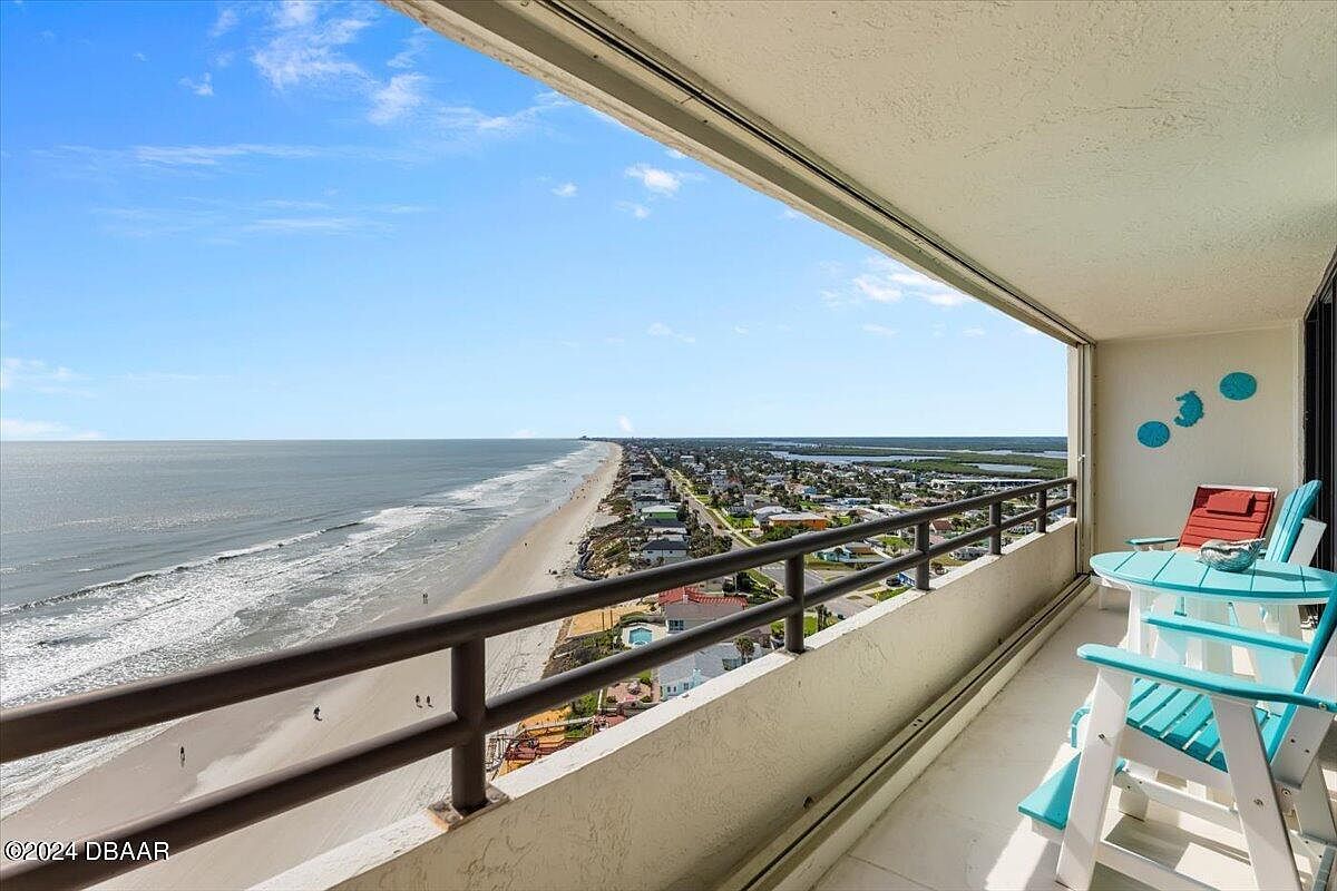 3855 S Atlantic Ave #PENTHOUSE 5 Daytona Beach Shores, FL 32118 - Thumbnail 3