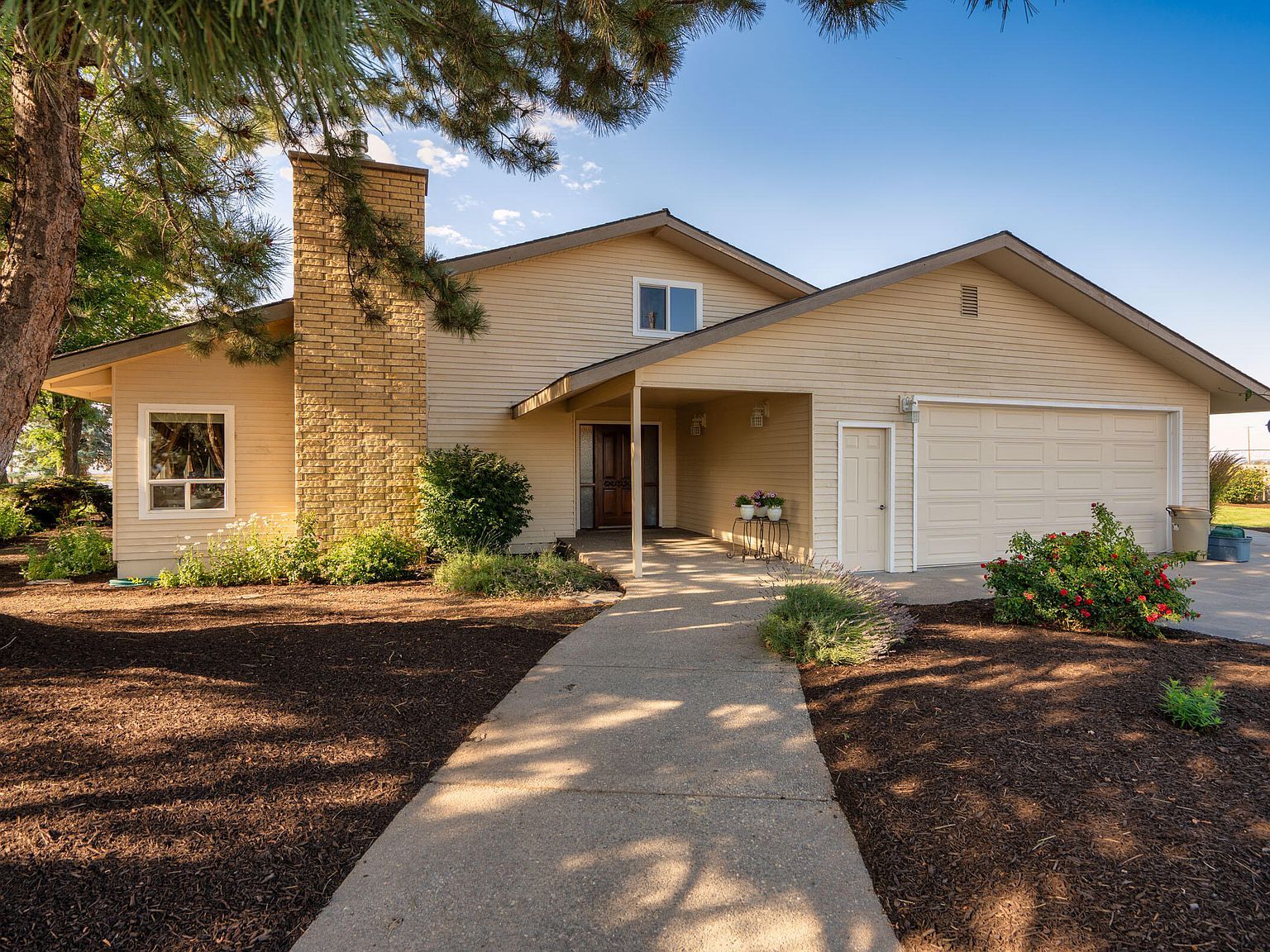 547 SW Bear Dr Madras, OR 97741 - Thumbnail 3