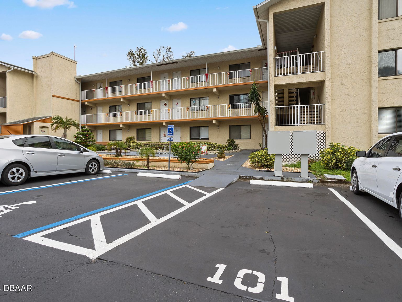 633 S Palmetto Ave APT 101 Daytona Beach, FL 32114 - Thumbnail 3