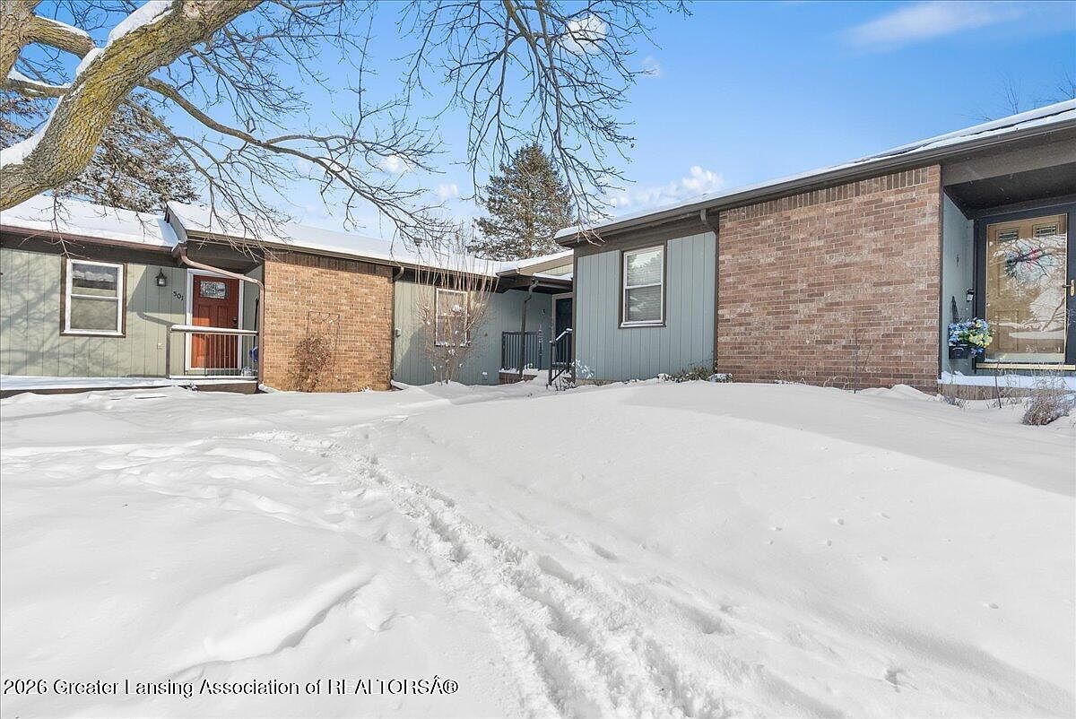 503 N Scott St Dewitt, MI 48820 - Thumbnail 3