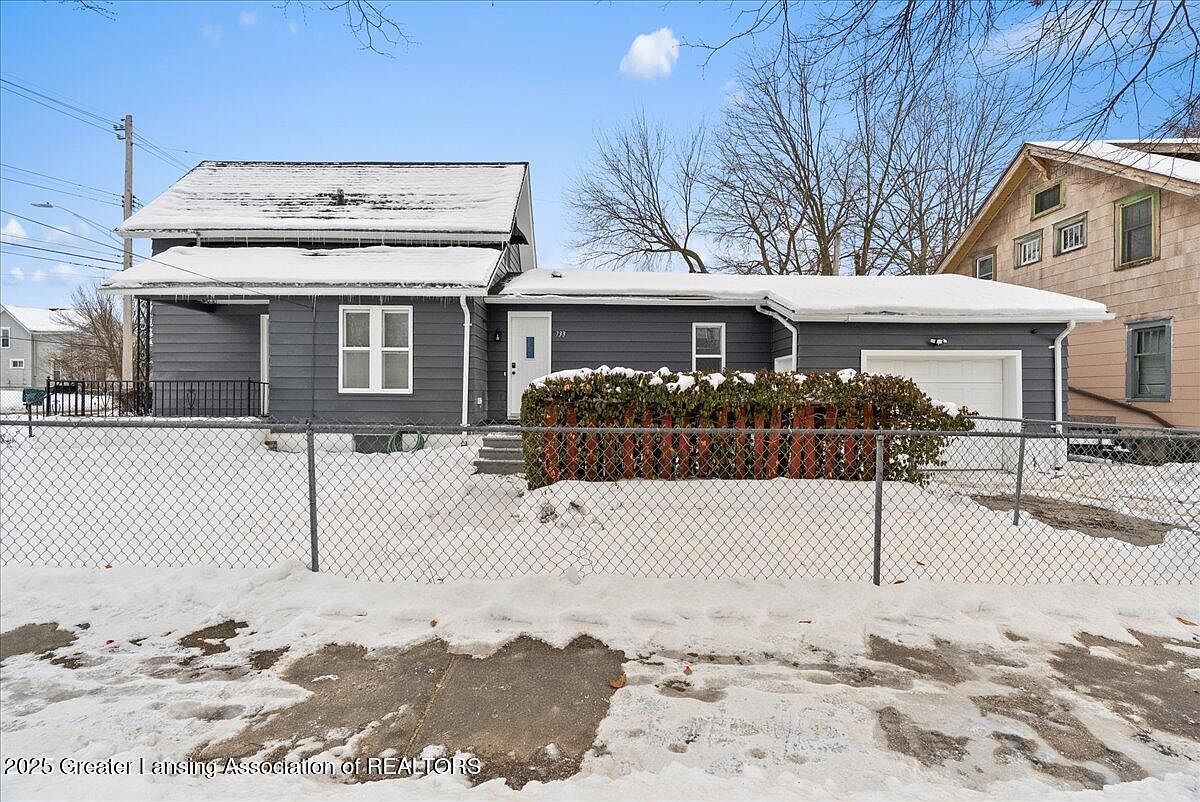 733 N Pine St Lansing, MI 48906 - Thumbnail 3