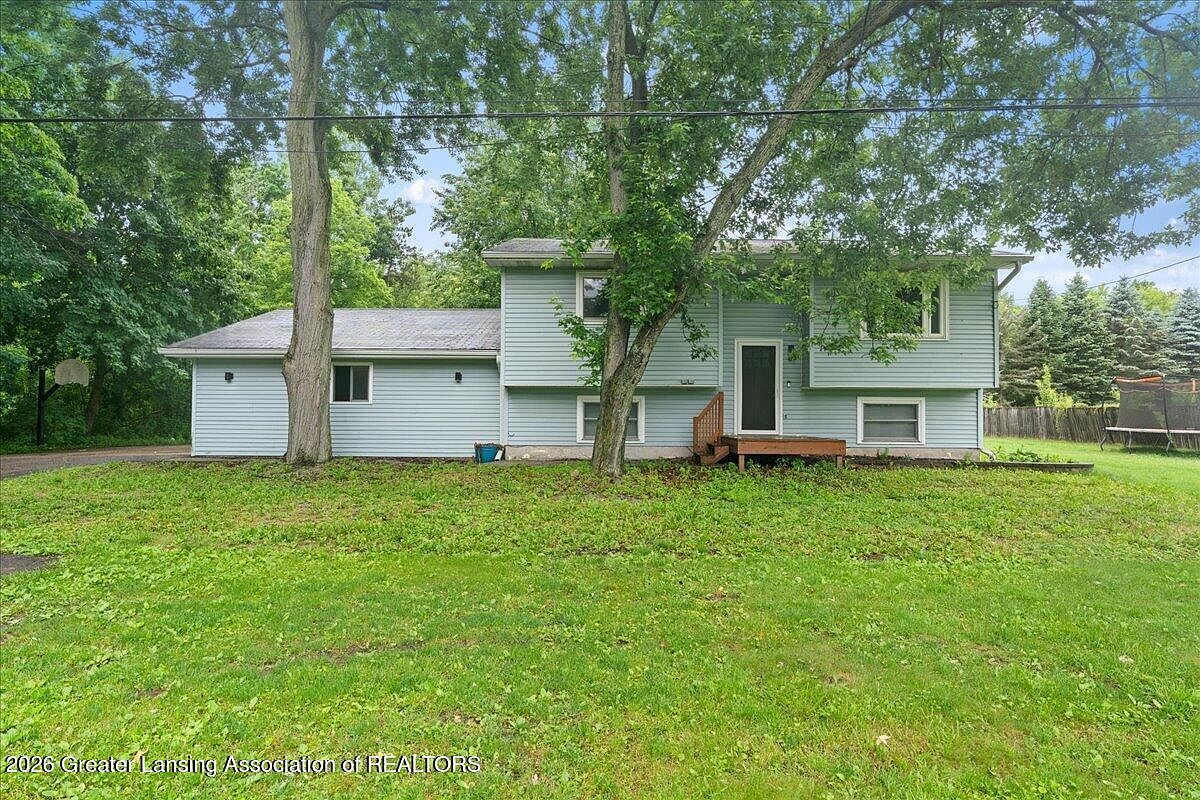 1397 N Onondaga Rd Holt, MI 48842 - Thumbnail 3