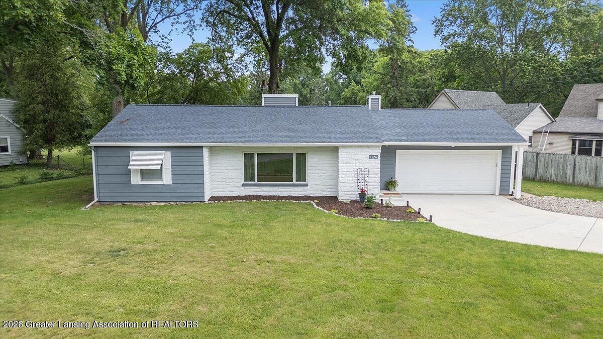 2176 Iroquois Rd Okemos, MI 48864 - Thumbnail 3