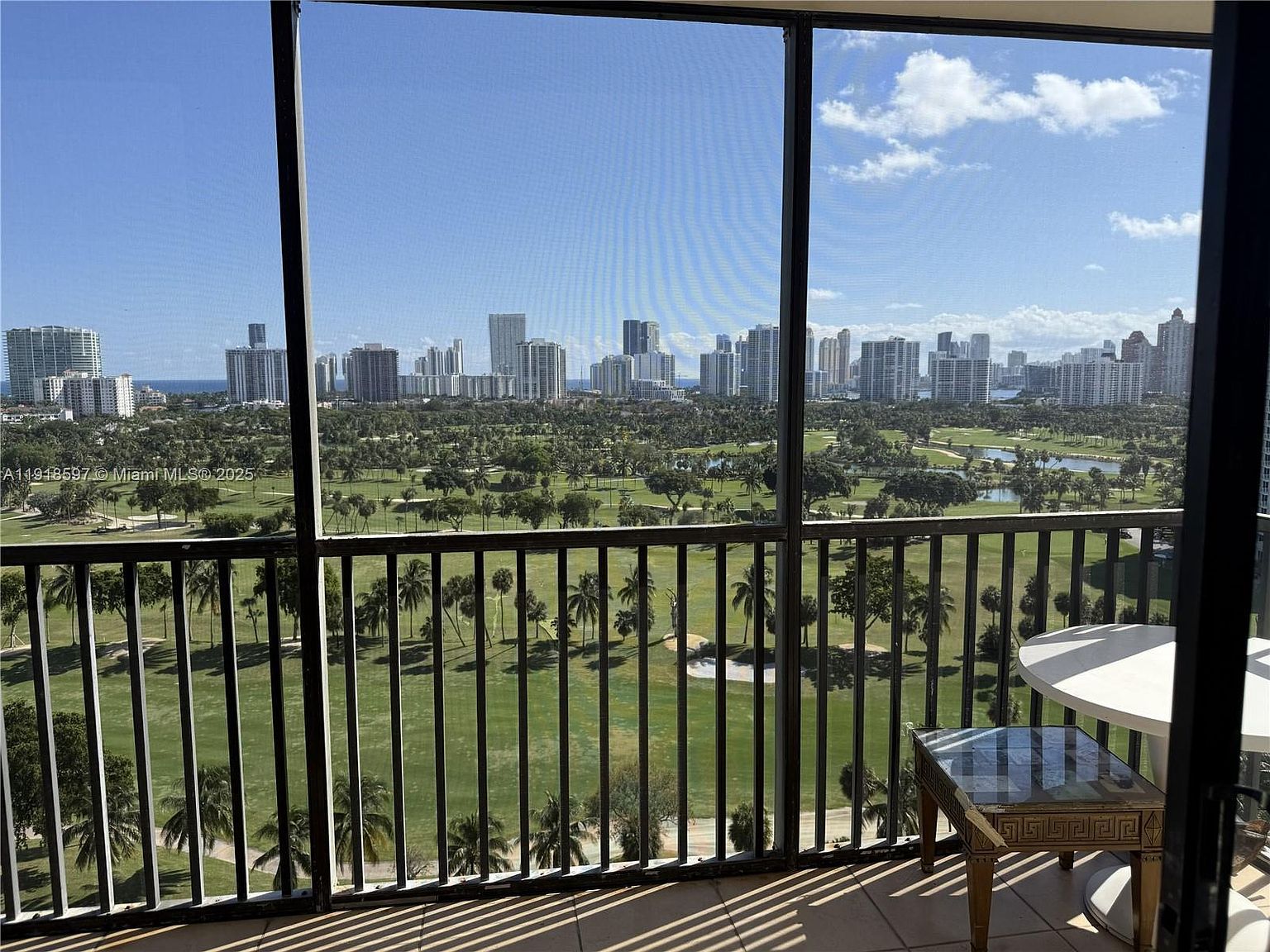 20335 N Country Club Dr APT 1804 Aventura, FL 33180 - Thumbnail 3