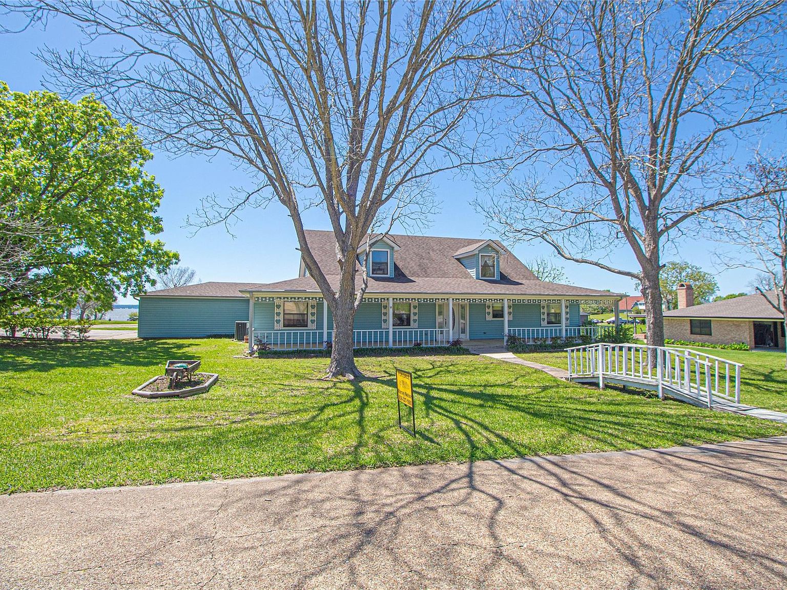 308 Echo Ln Livingston, TX 77351 - Thumbnail 3