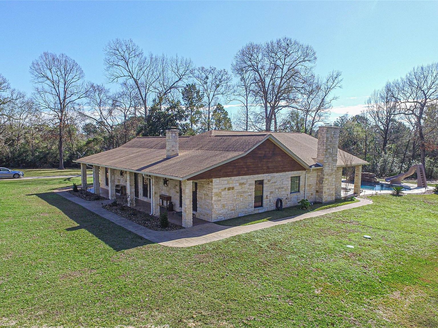 1705 Yarborough Loop Livingston, TX 77351 - Thumbnail 3