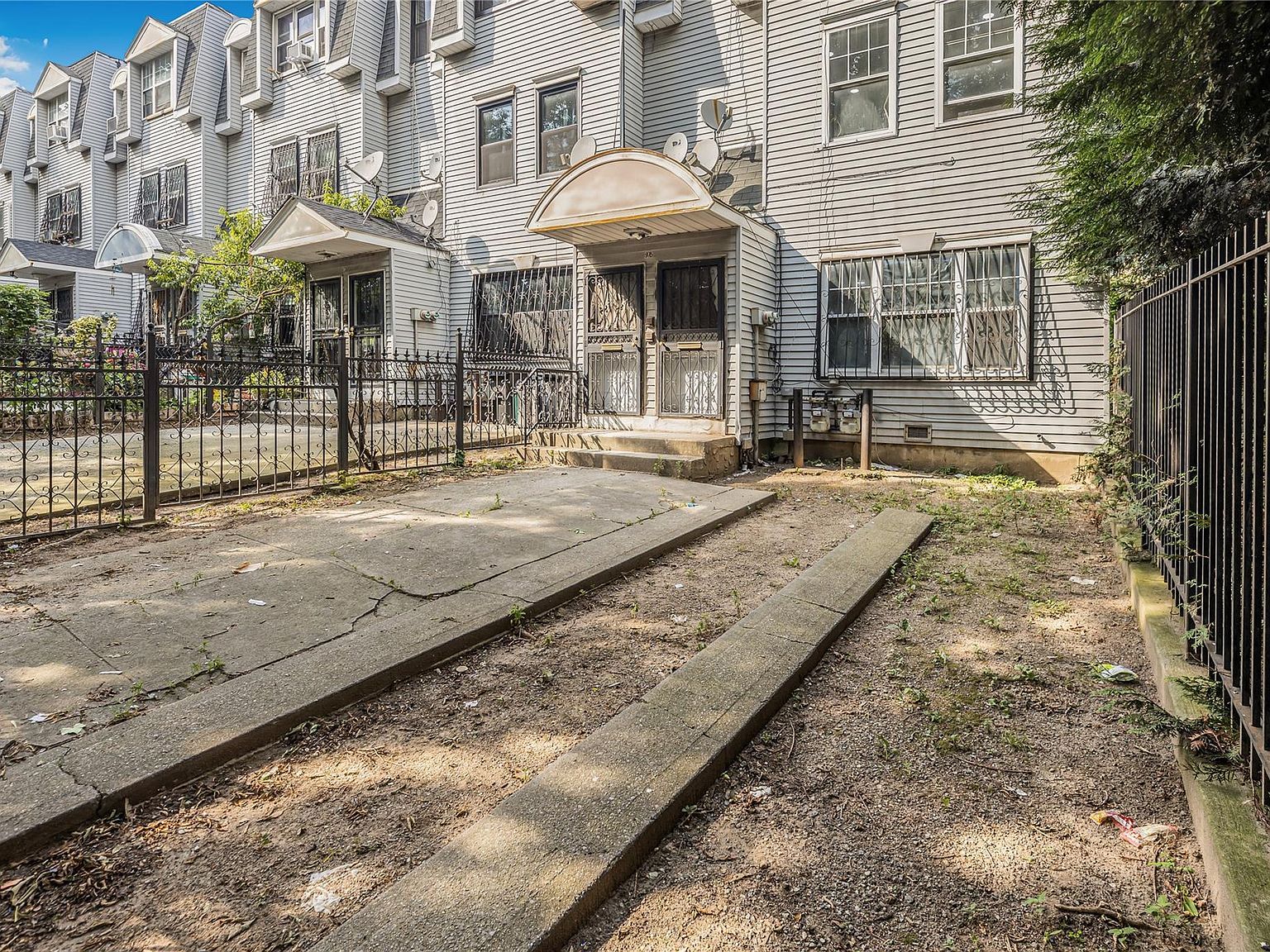 975 E 178th St Bronx, NY 10460 - Thumbnail 3