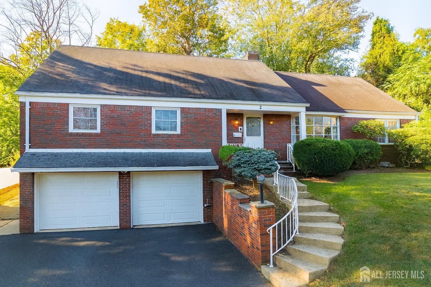 2 S Audlen Ter Springfield, NJ 07081 - Thumbnail 3