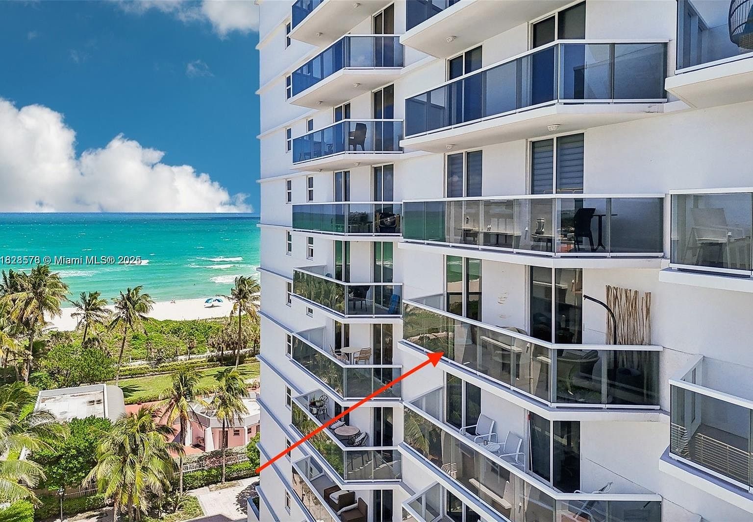2401 Collins Ave APT 1011 Miami Beach, FL 33140 - Thumbnail 3
