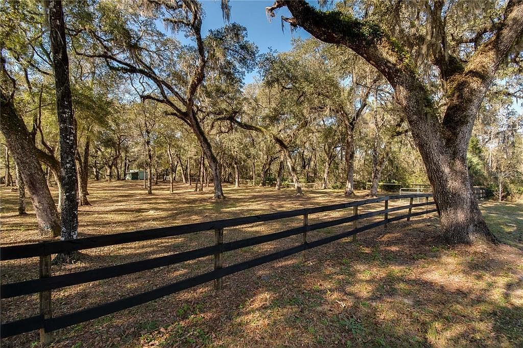 63 Lake Wood Cir #31 Ocala, FL 34482 - Thumbnail 3