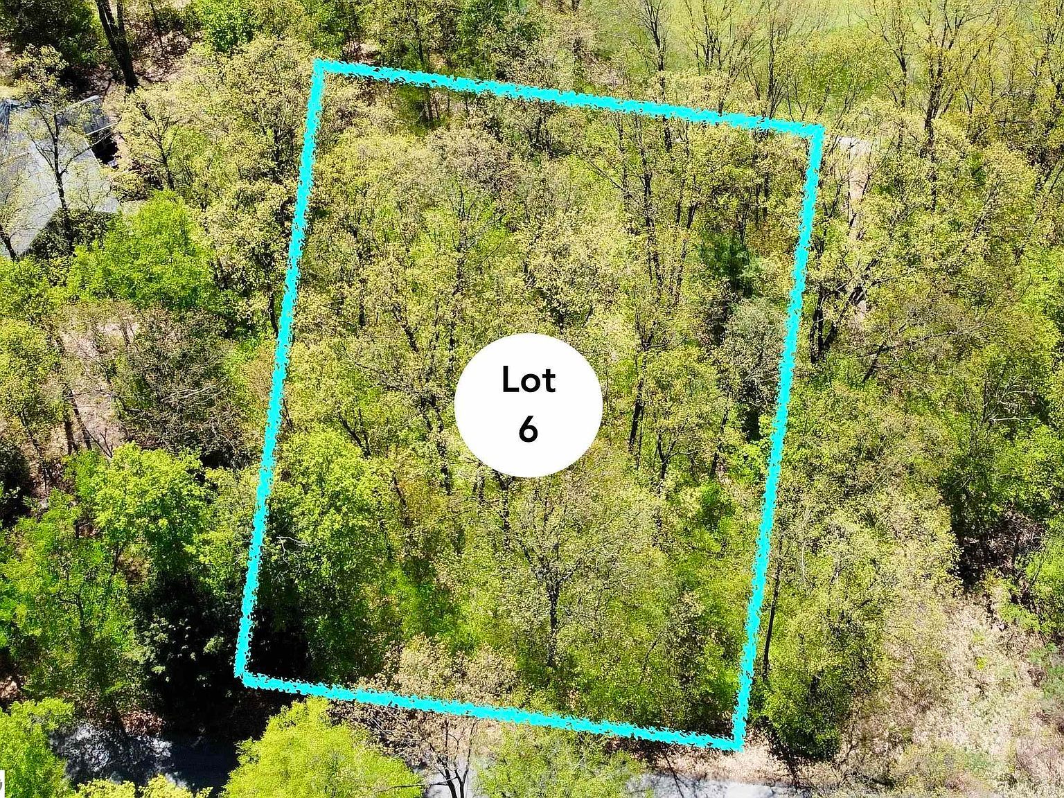 S Club Dr UNIT 6 Cedar, MI 49621 - Thumbnail 3