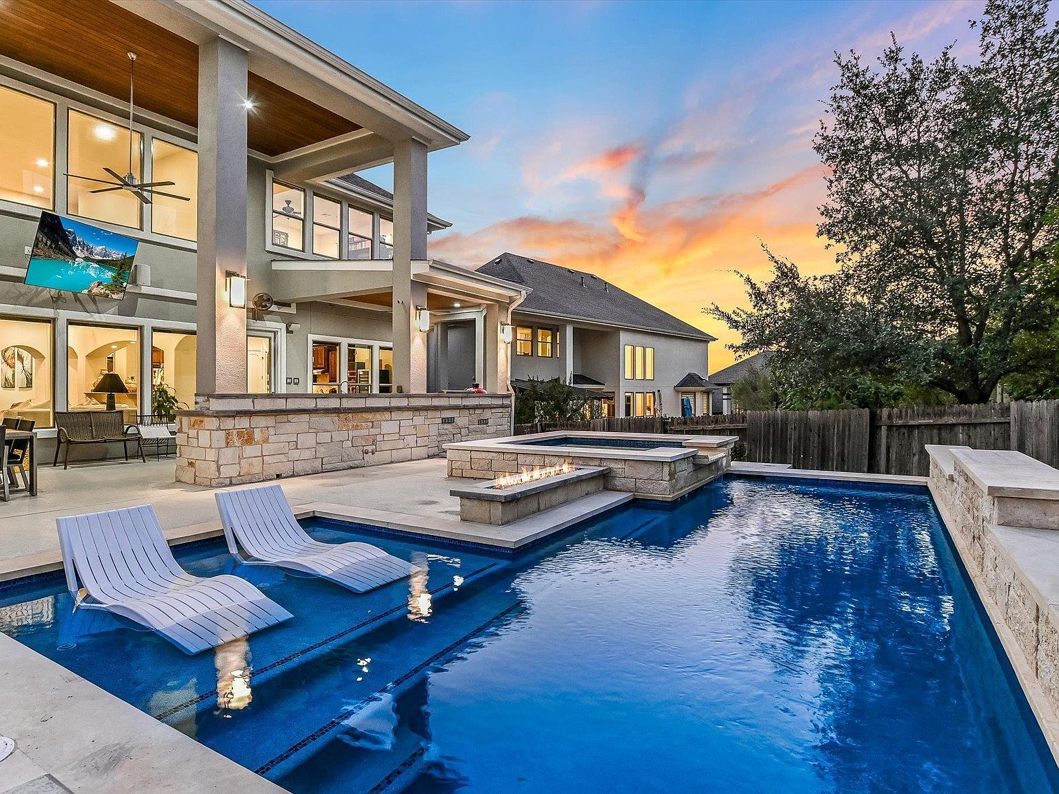 600 Emerald Ridge Dr Austin, TX 78732 - Thumbnail 3