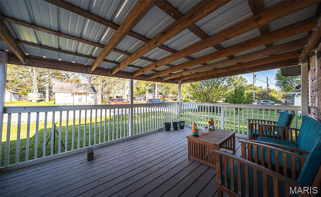 327 Walker St Licking, MO 65542 - Thumbnail 3