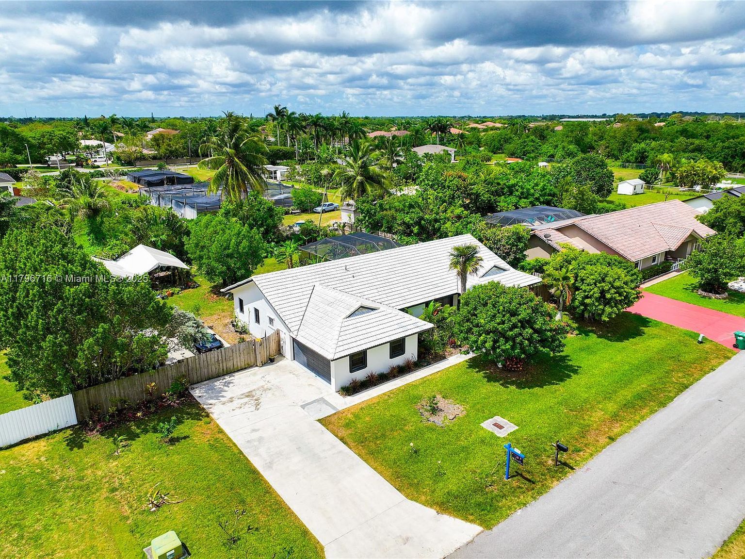 18830 SW 294th Ter Homestead, FL 33030 - Thumbnail 3