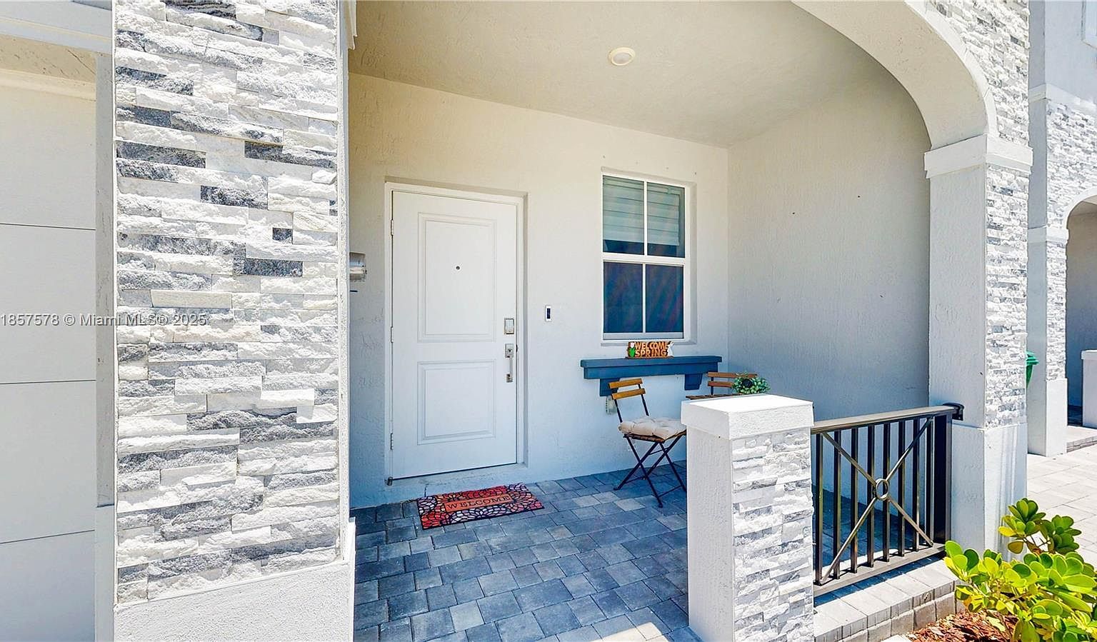 16233 SW 290th Ter Homestead, FL 33033 - Thumbnail 3