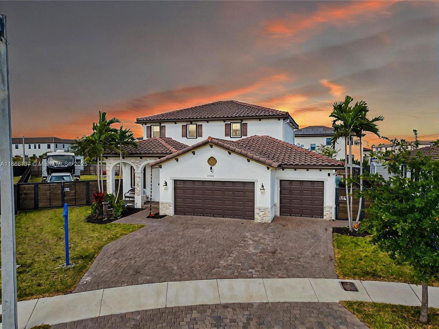 22986 SW 128th Pl Miami, FL 33170 - Thumbnail 3