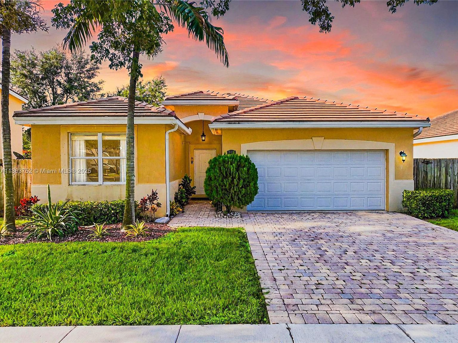 3090 SE 7th Ct Homestead, FL 33033 - Thumbnail 3