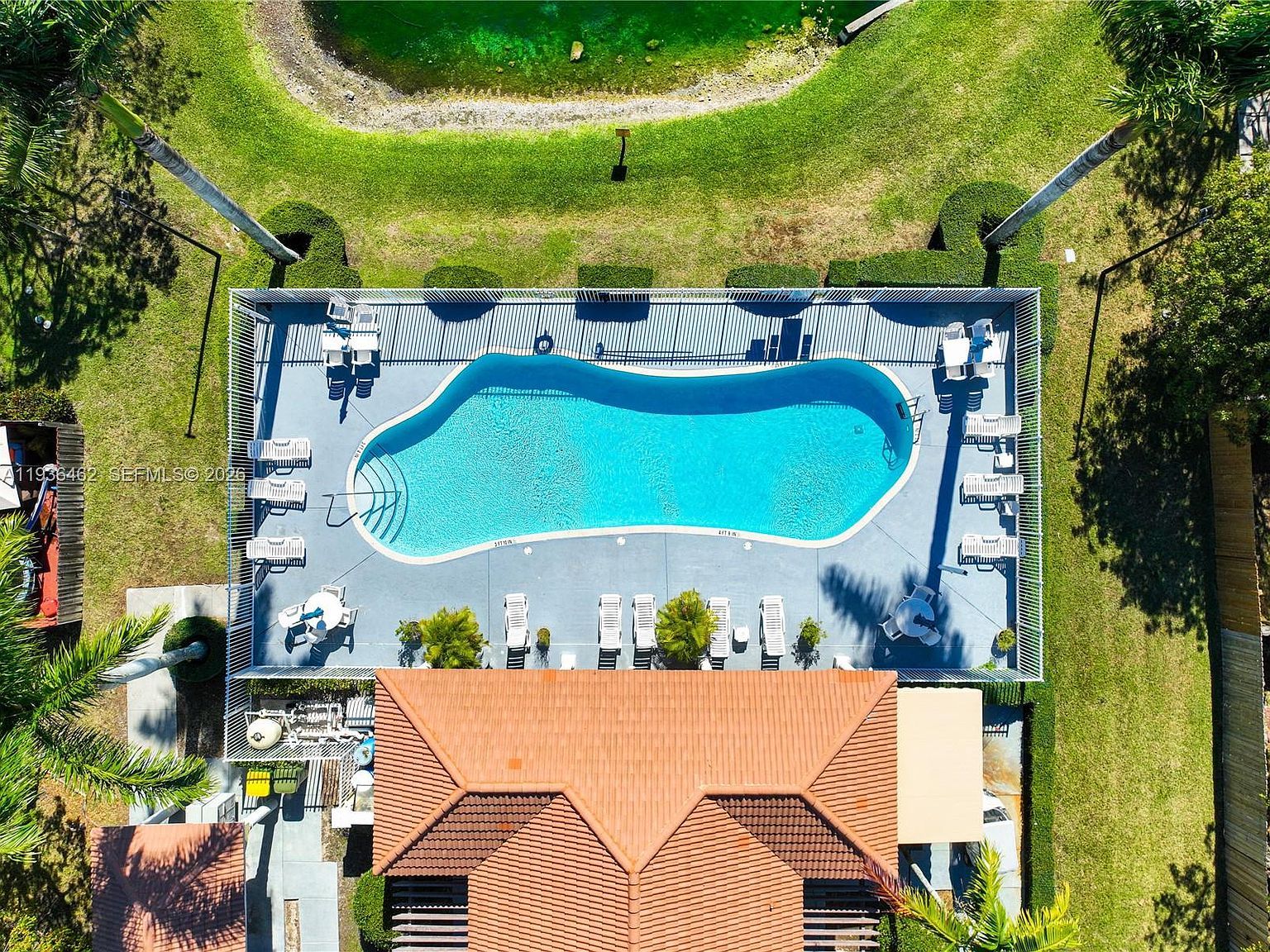 686 NE 21st Ave Homestead, FL 33033 - Thumbnail 3