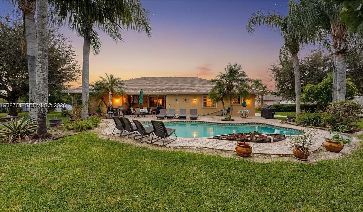 18821 SW 297th St Homestead, FL 33030 - Thumbnail 3