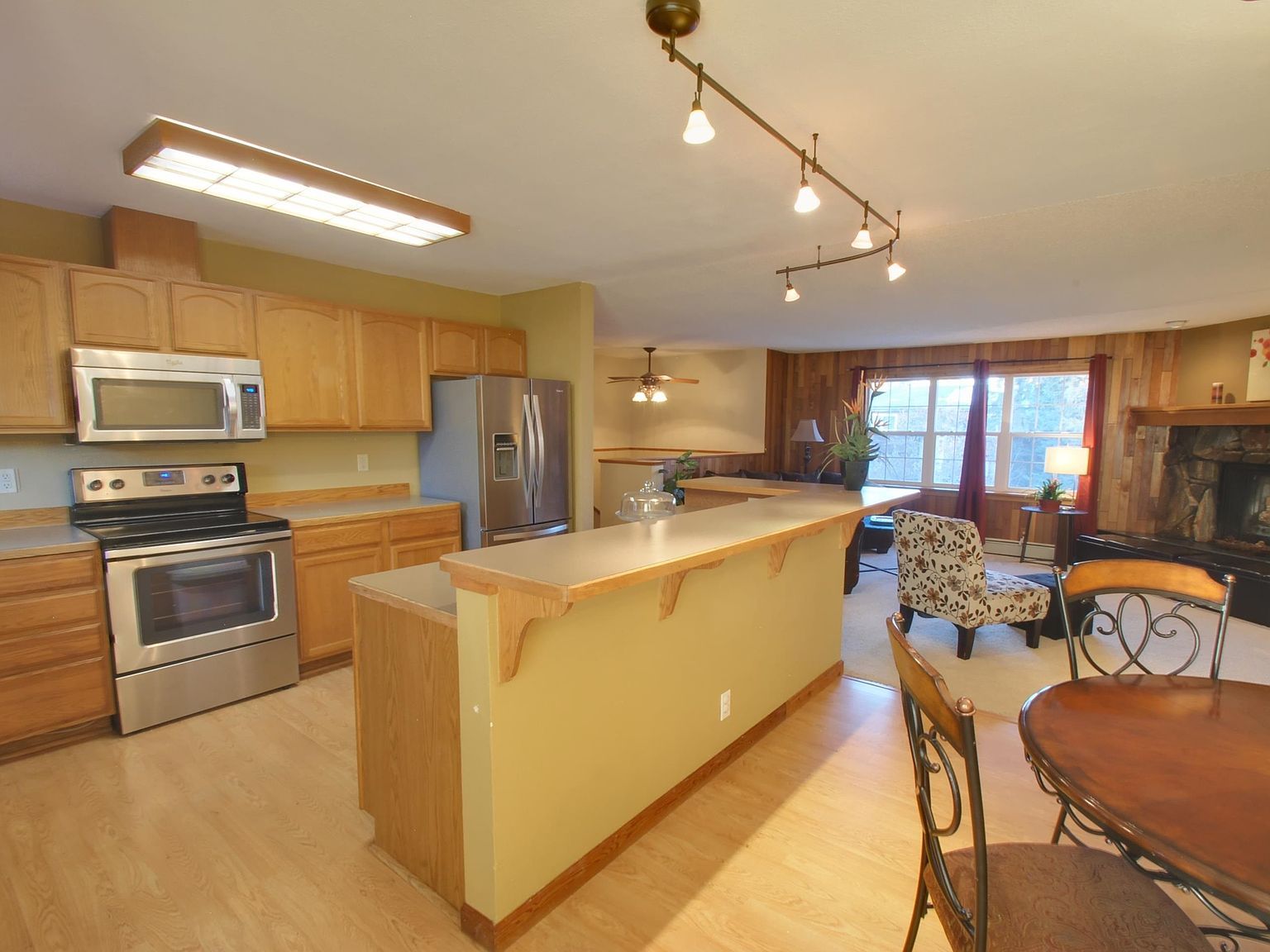 4655 Drake St Fairbanks, AK 99709 - Thumbnail 3