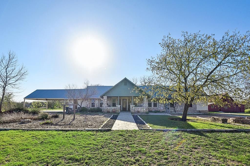 669 Fm 480 Center Point, TX 78010 - Thumbnail 3