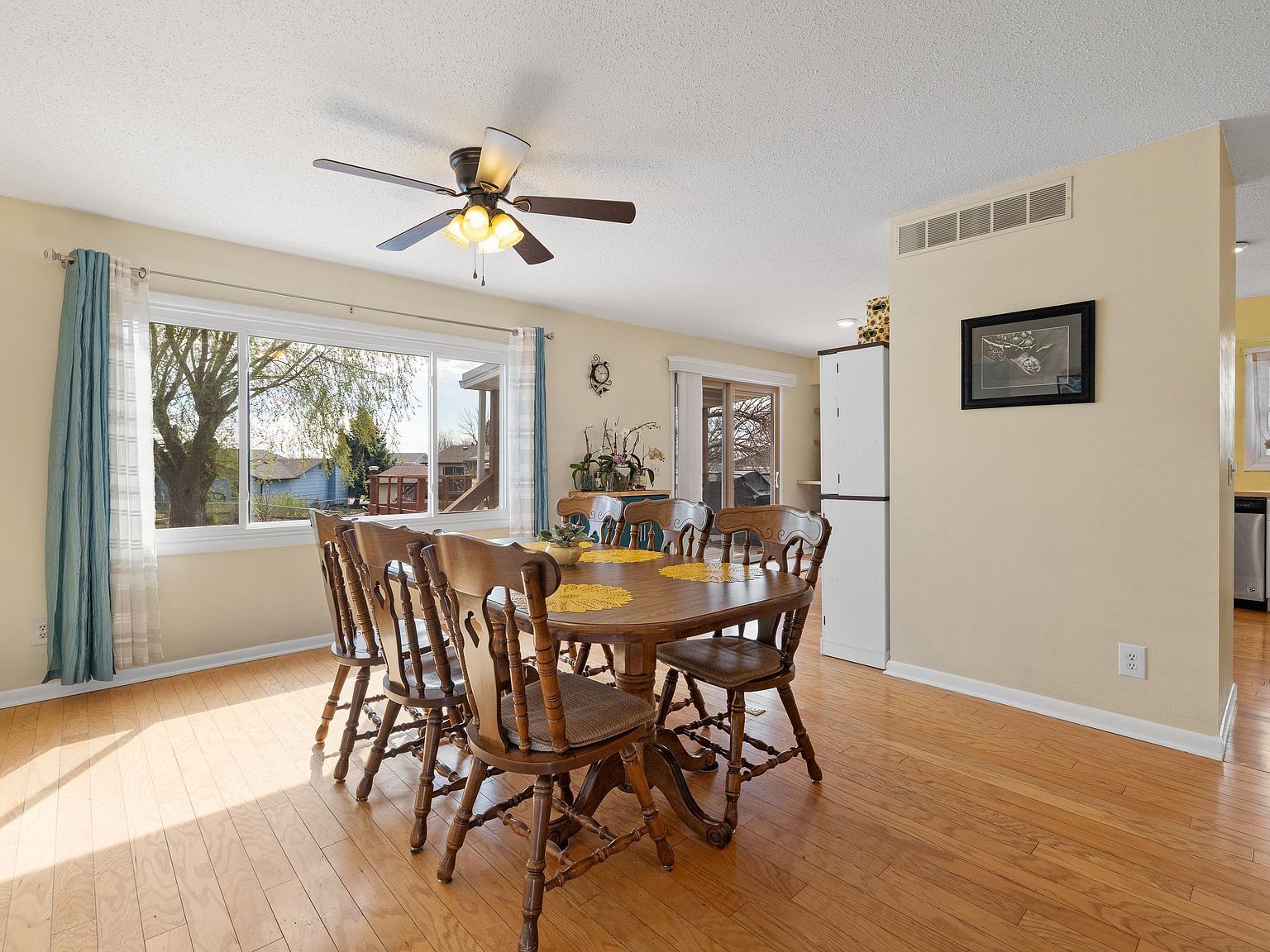 3702 Parkview Dr Rapid City, SD 57701 - Thumbnail 3