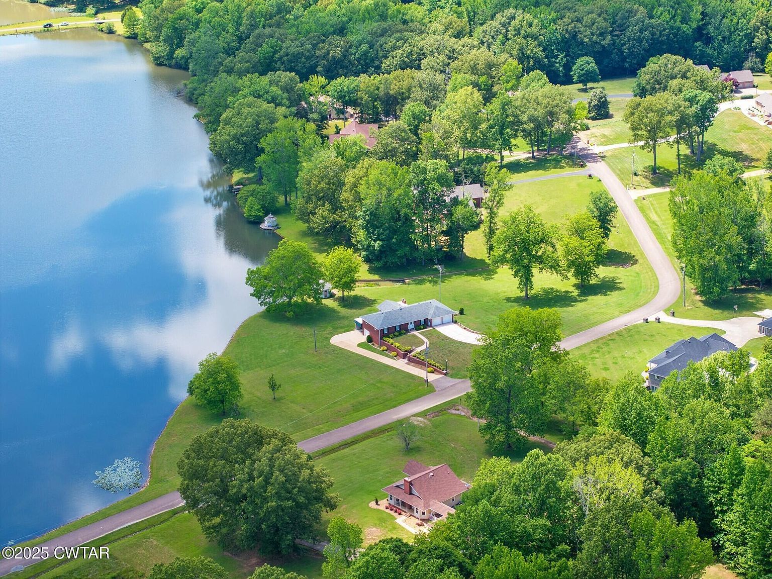 309 Asbury Rd Camden, TN 38320 - Thumbnail 3