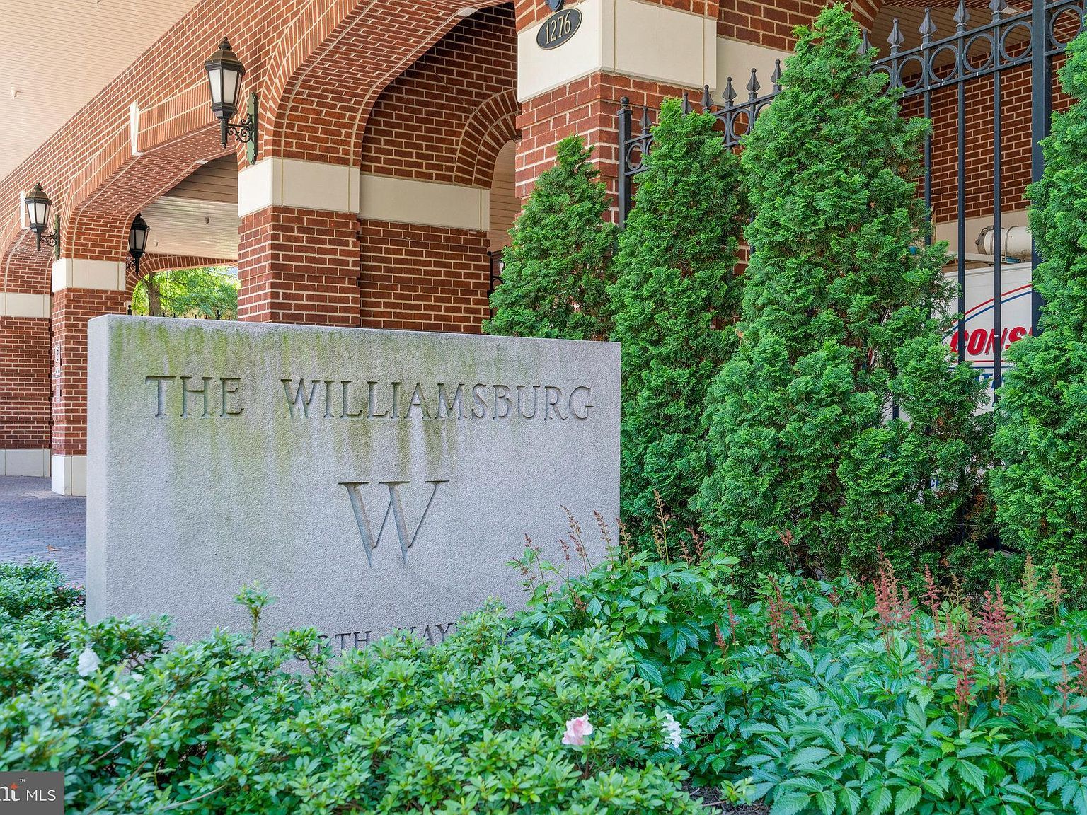 1276 N Wayne St APT 606 Arlington, VA 22201 - Thumbnail 3