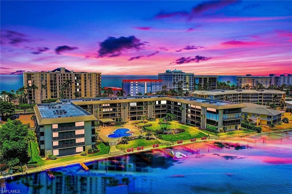 3200 Gulf Shore Blvd N APT 401 Naples, FL 34103 - Thumbnail 3