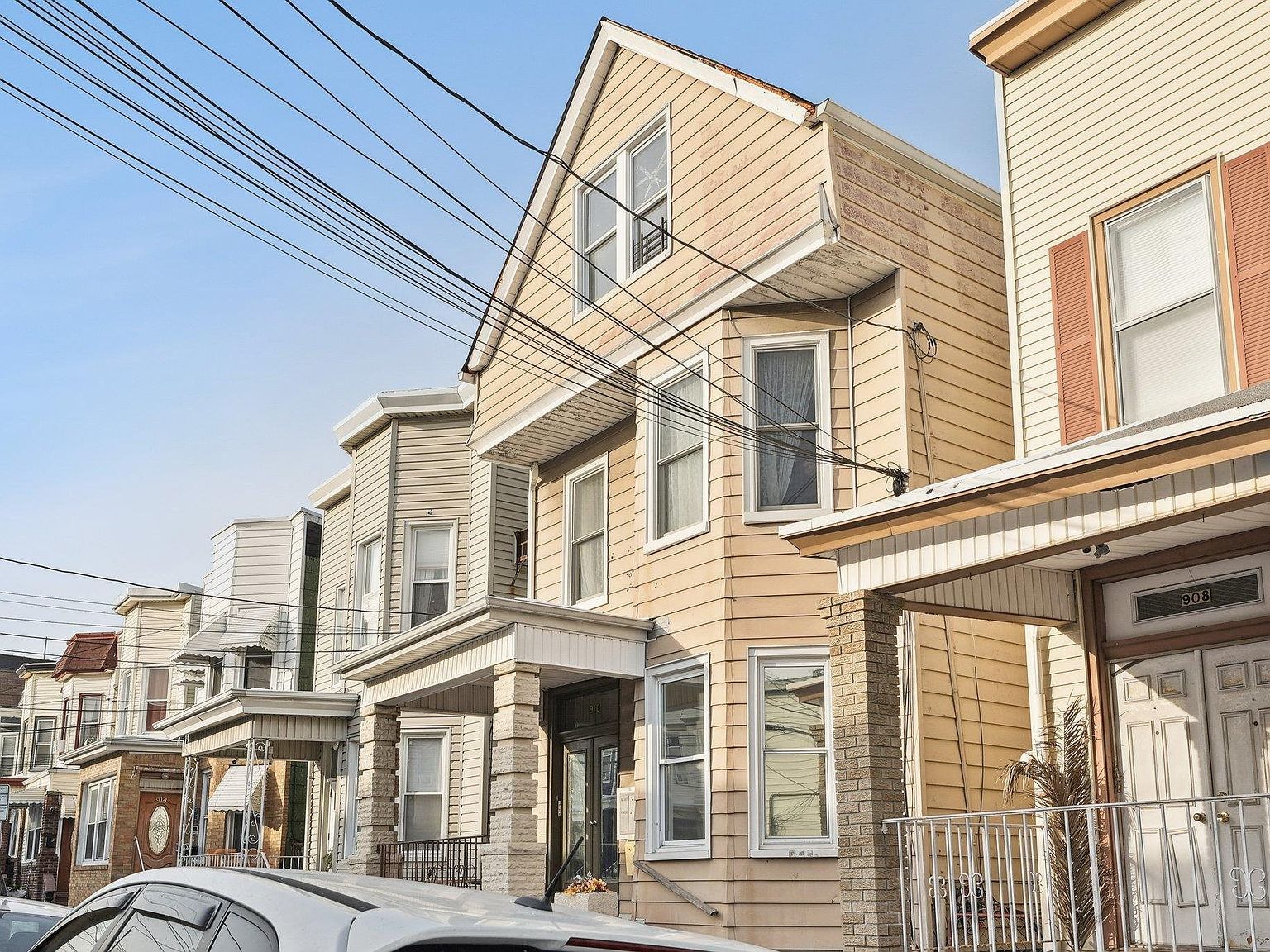 910 19th St Union City, NJ 07087 - Thumbnail 3