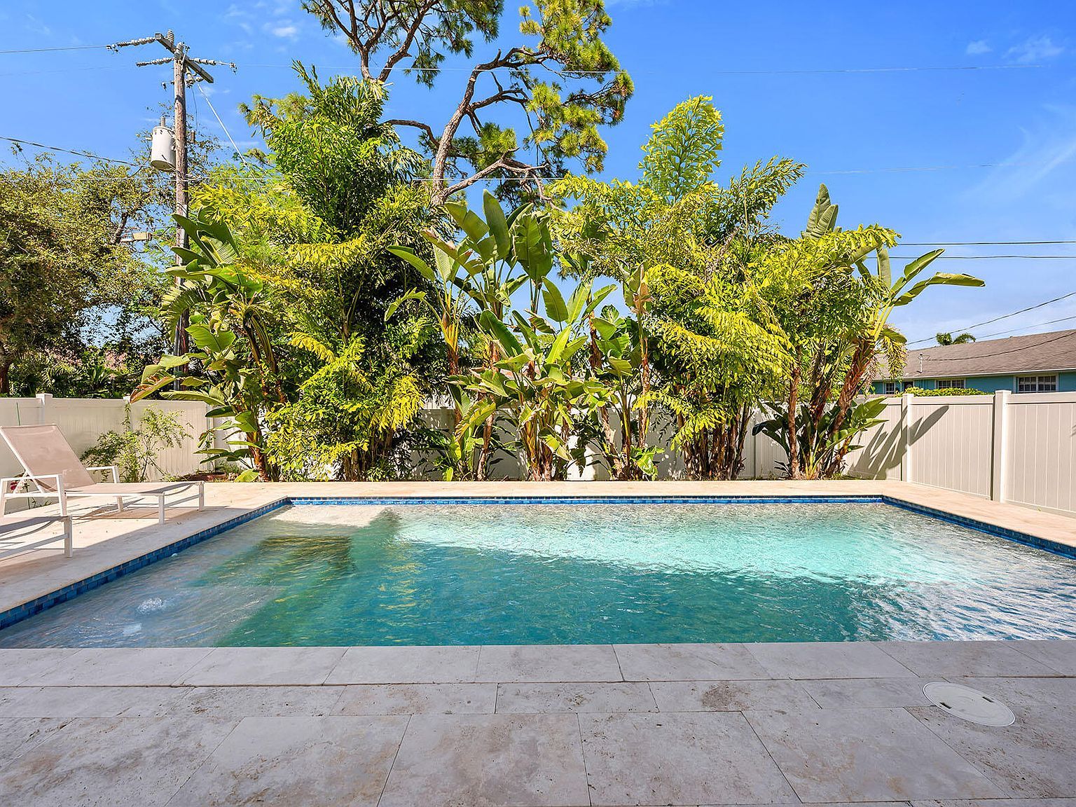 811 108th Ave N Naples, FL 34108 - Thumbnail 3