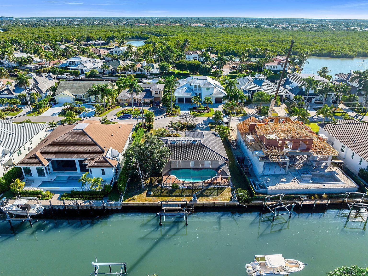 2170 Snook Dr Naples, FL 34102 - Thumbnail 3