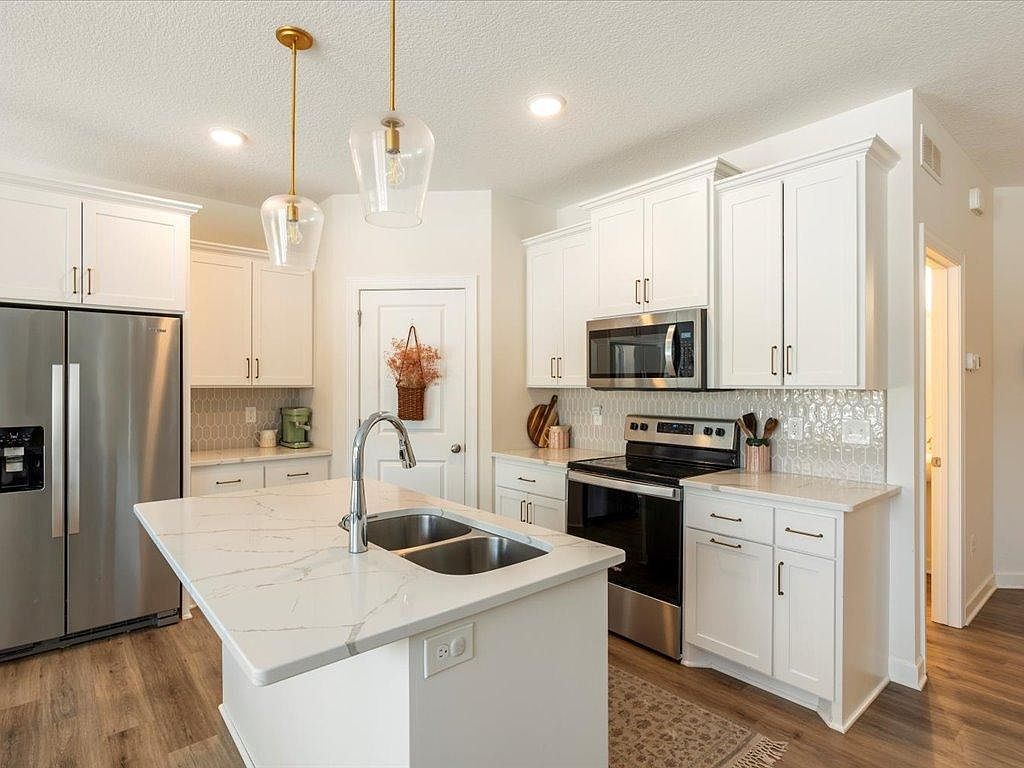 4882 Emily Rd Baxter, MN 56425 - Thumbnail 3