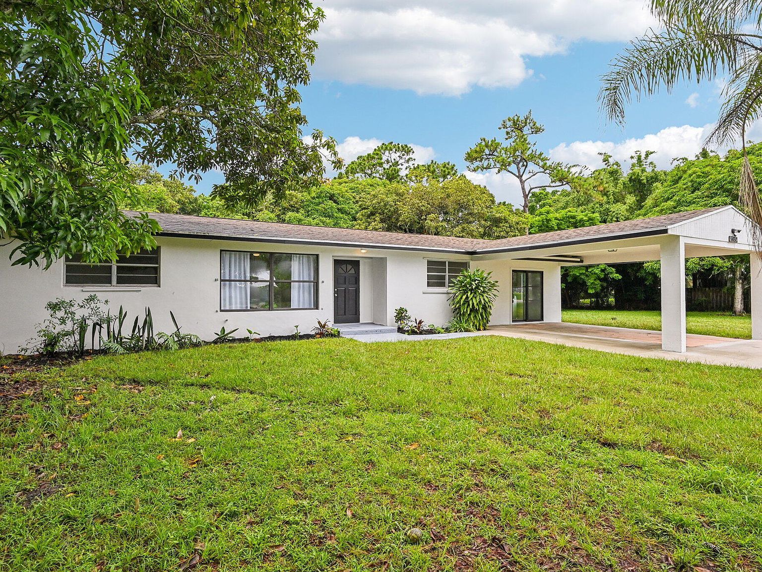 5852 SE Wesley Ave Stuart, FL 34997 - Thumbnail 3