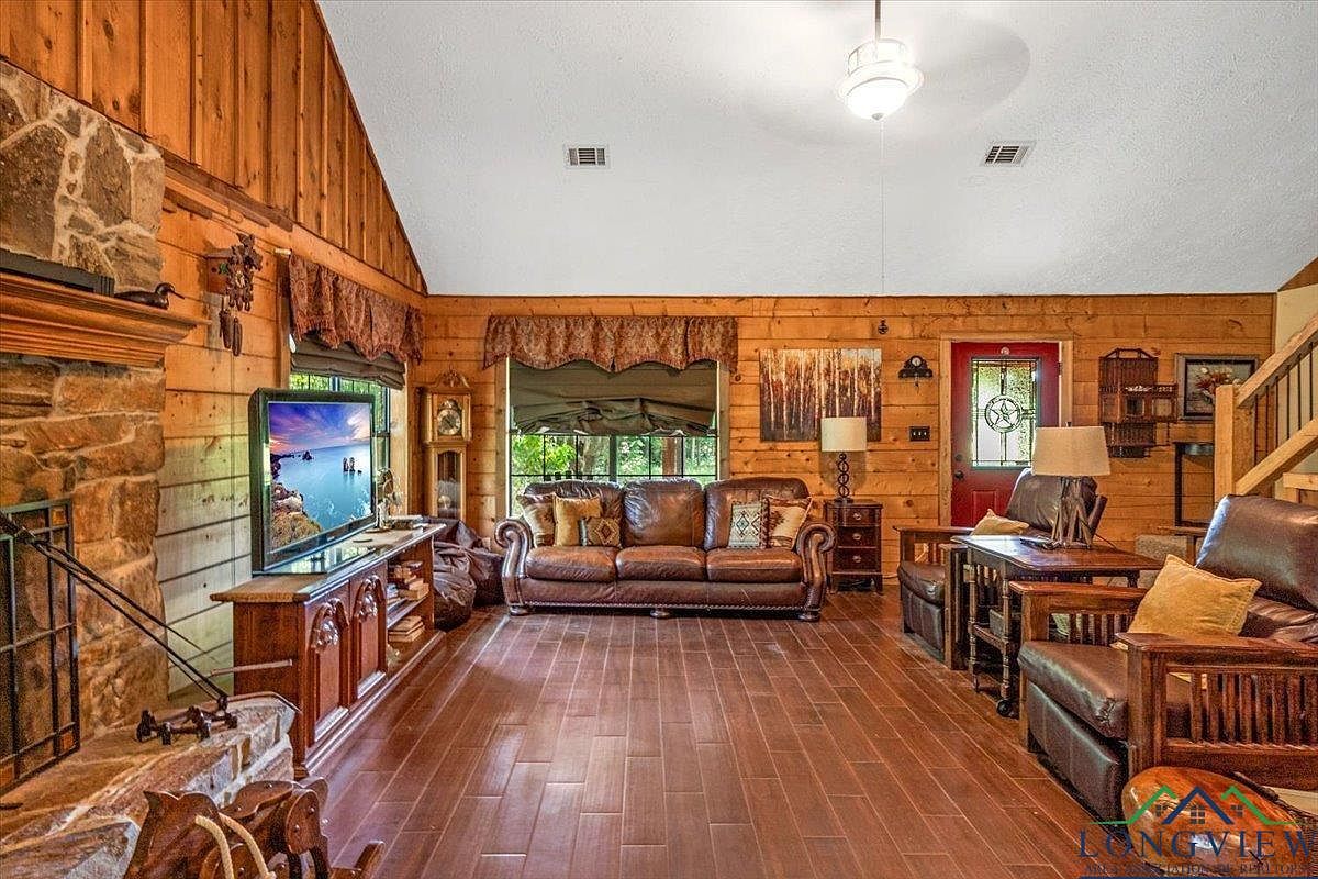 1227 County Road 165 Long Branch, TX 75669 - Thumbnail 3