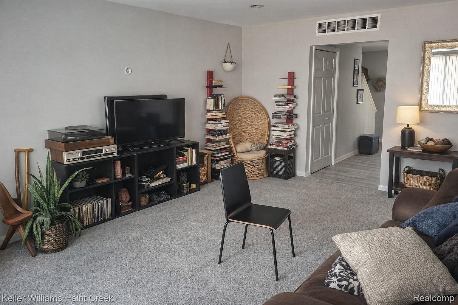 26728 Farmbrook Villa Dr Southfield, MI 48034 - Thumbnail 3