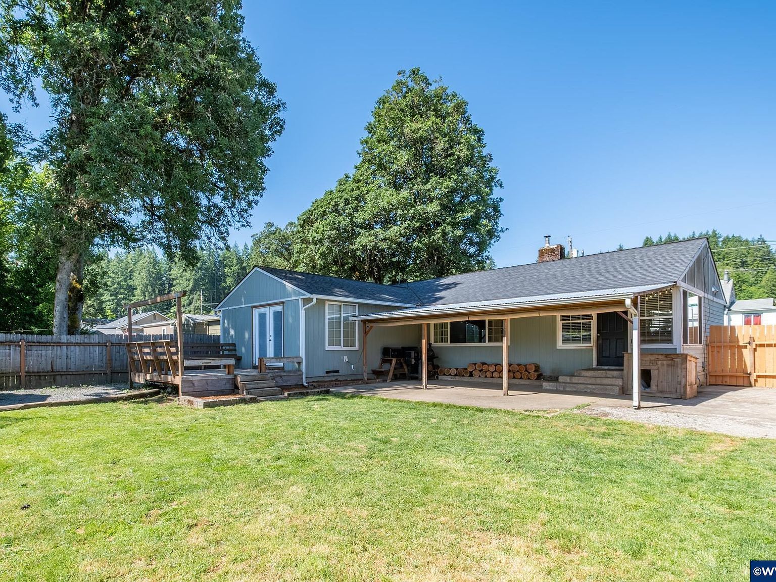 347 7th Ave Sweet Home, OR 97386 - Thumbnail 3