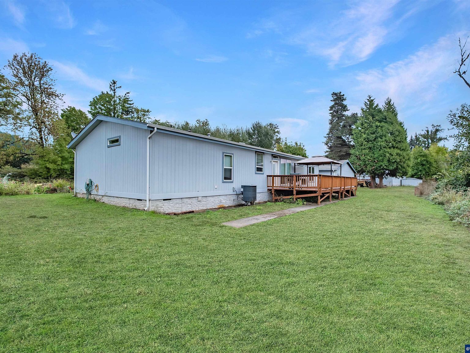 15984 N Santiam Hwy SE Stayton, OR 97383 - Thumbnail 3