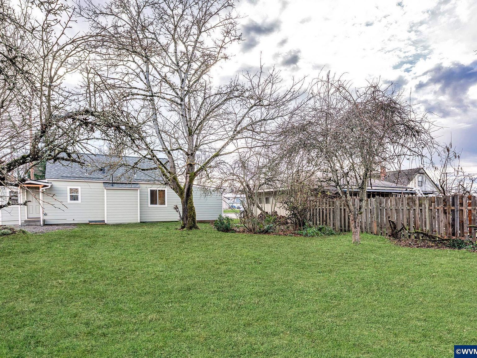 705 Tangent St Lebanon, OR 97355 - Thumbnail 3