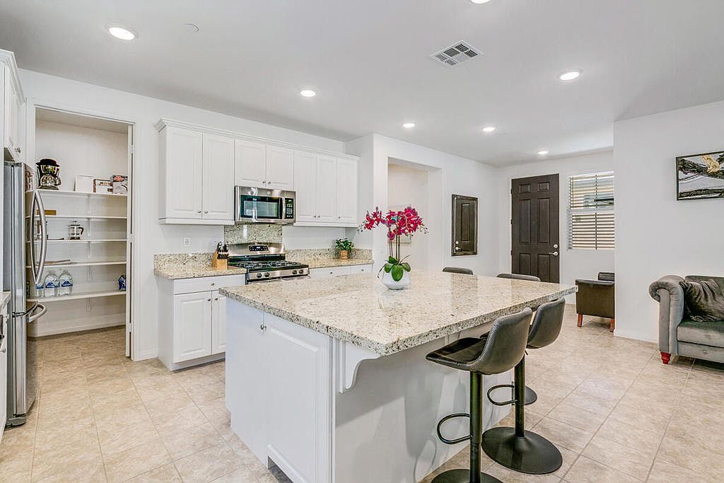 49337 Nicholson Ct Indio, CA 92201 - Thumbnail 3